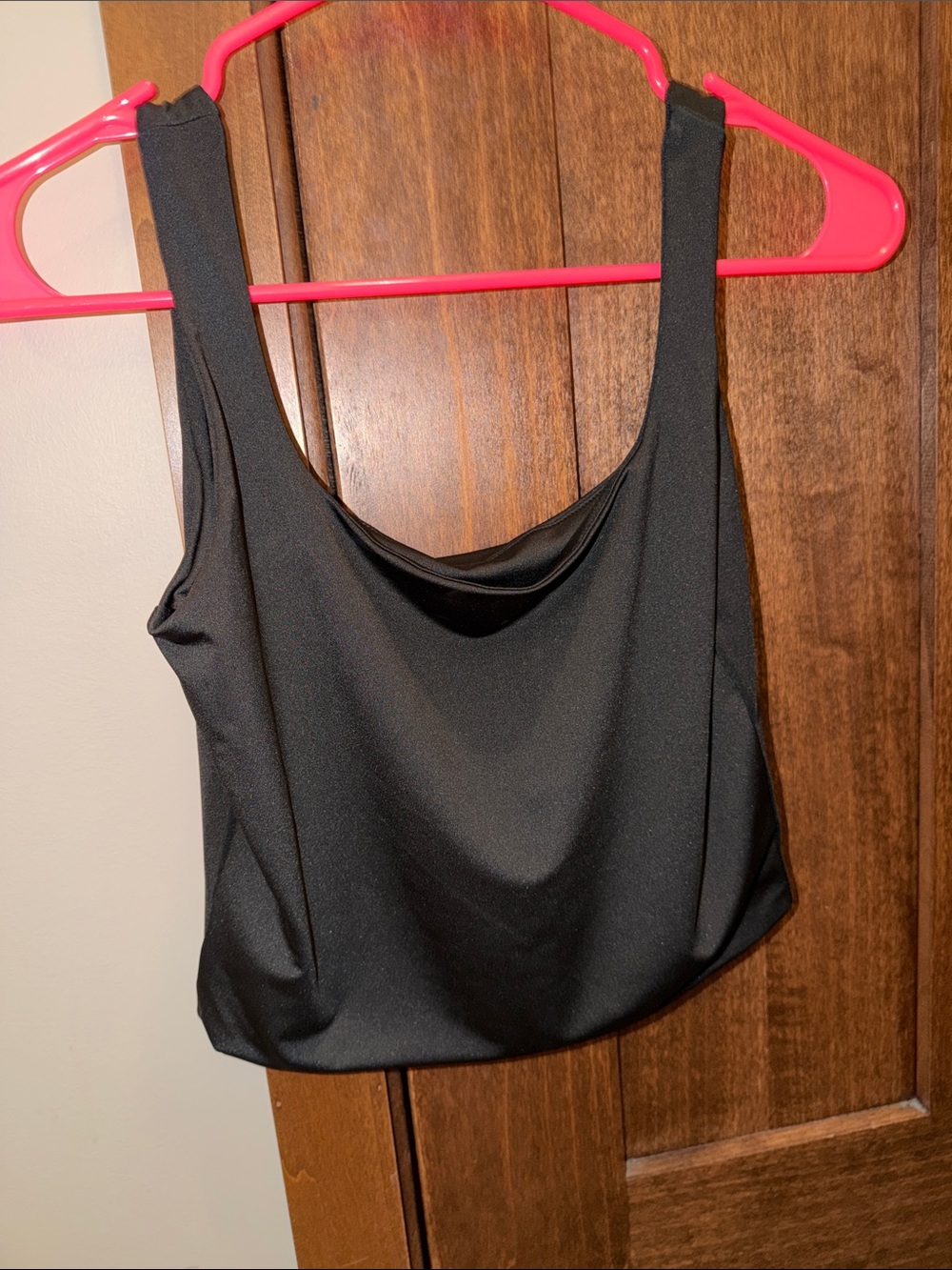 Black Cropped Tank